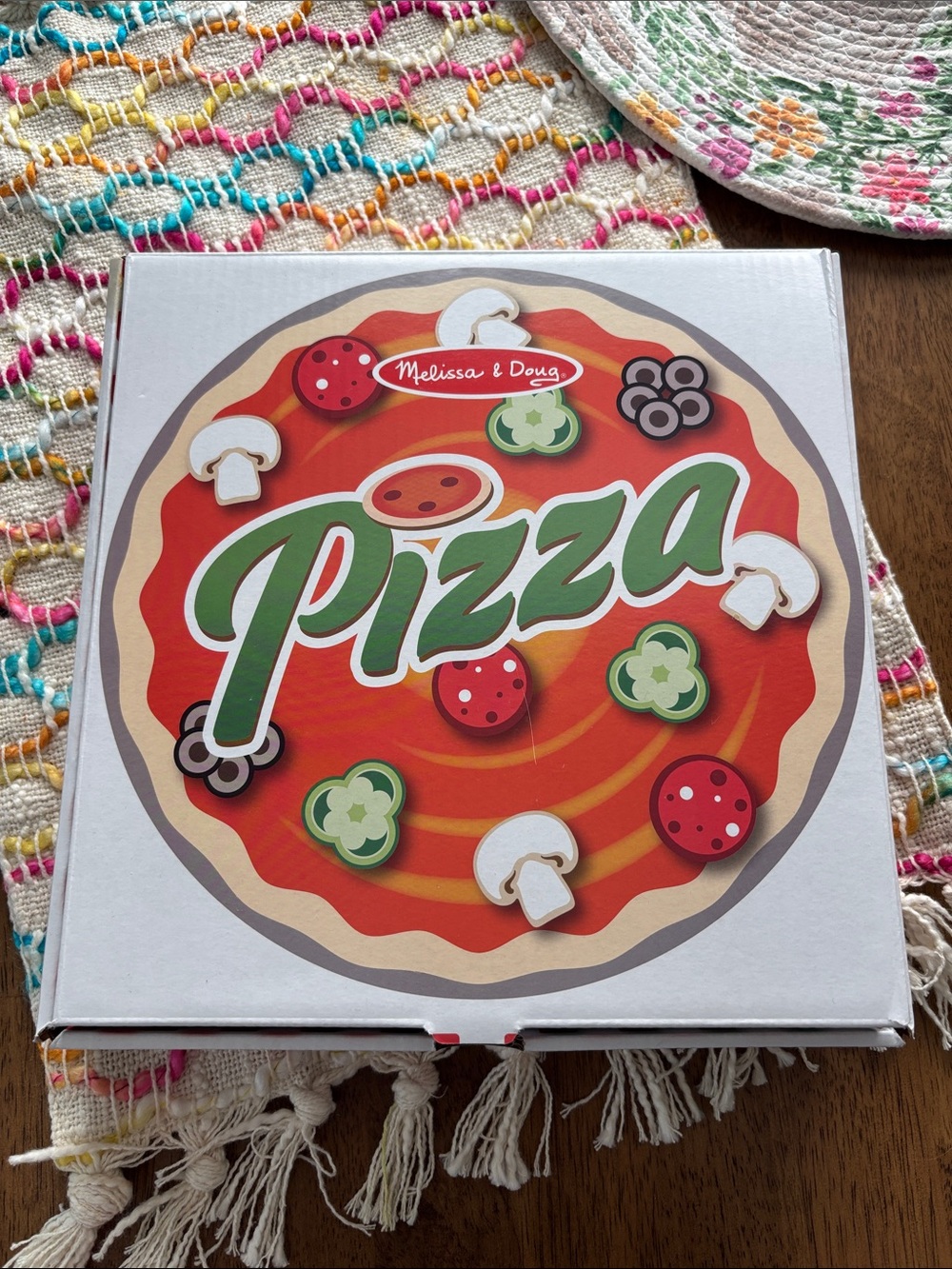 Melissa & Doug Pizza Play Box in Red, Green, White